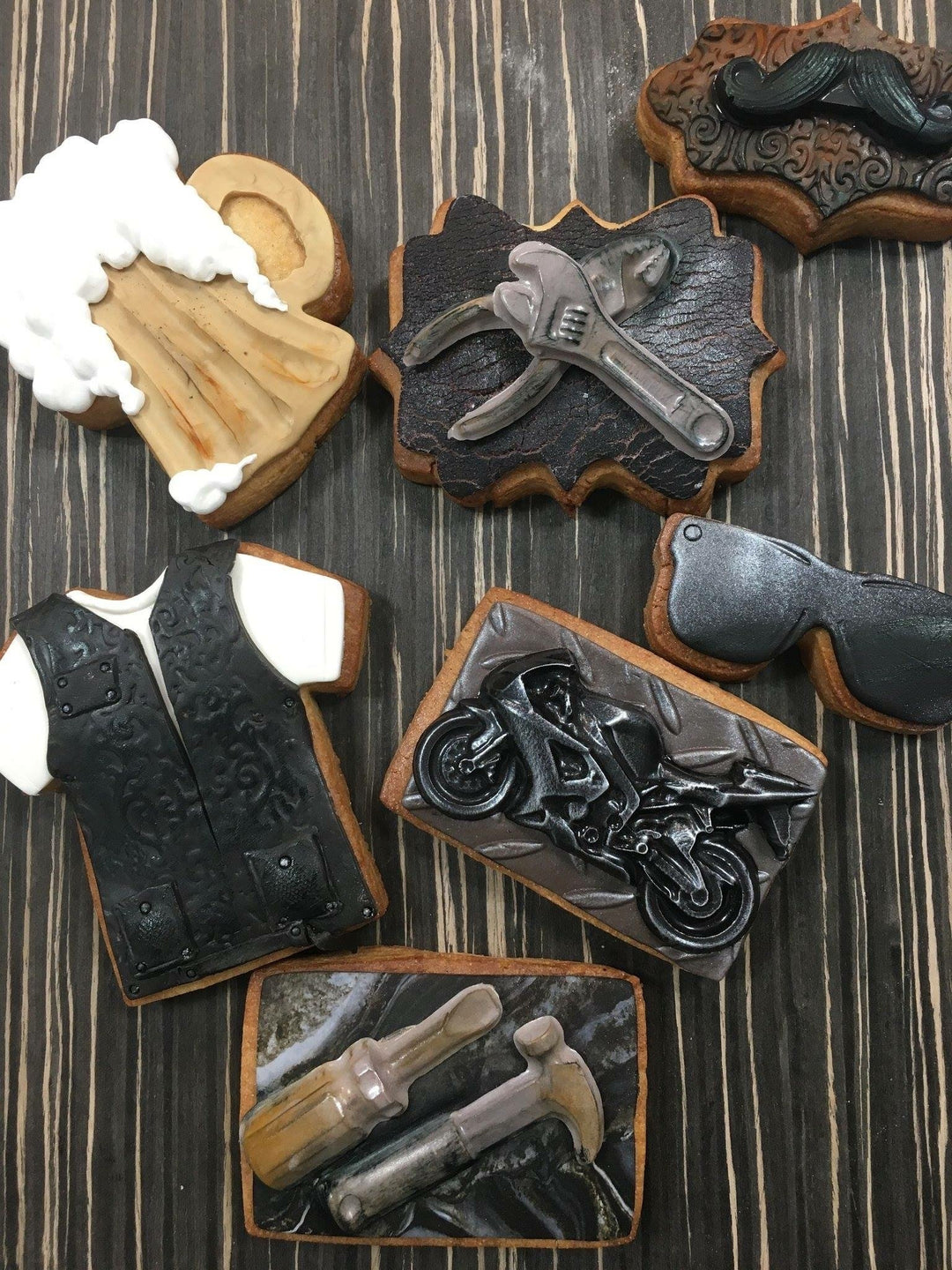 Create Choppers and Aged Leather Cookies For Dad - Art Is In Cakes, Bakery Supply